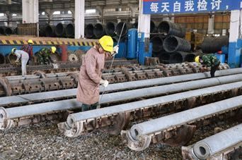 新年新氣象，服務送溫暖——渭源縣勞務輸轉行業協會向全縣農民朋友拜年，并推介清洗保潔服務